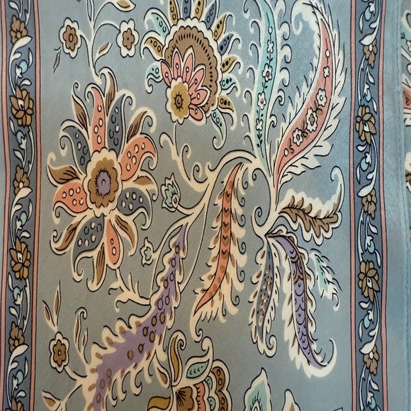 Liz Claiborne Japan 100% Silk Scarf 🇯🇵 – Dusty Blue Paisley Floral - Picture 8 of 11